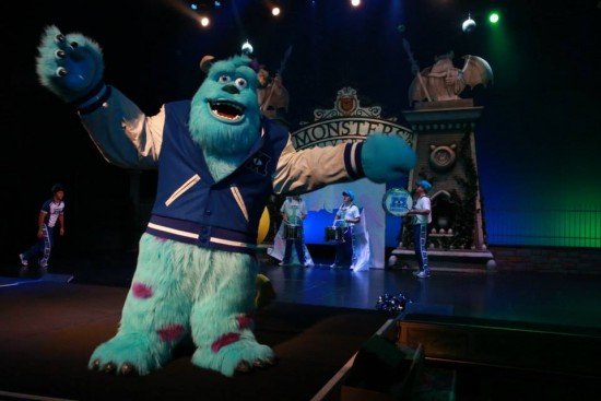 The mascot of Monsters University performs on stage at El Capitan.