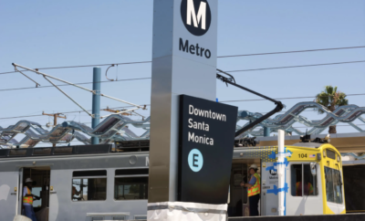 A train station with a sign that says metro.